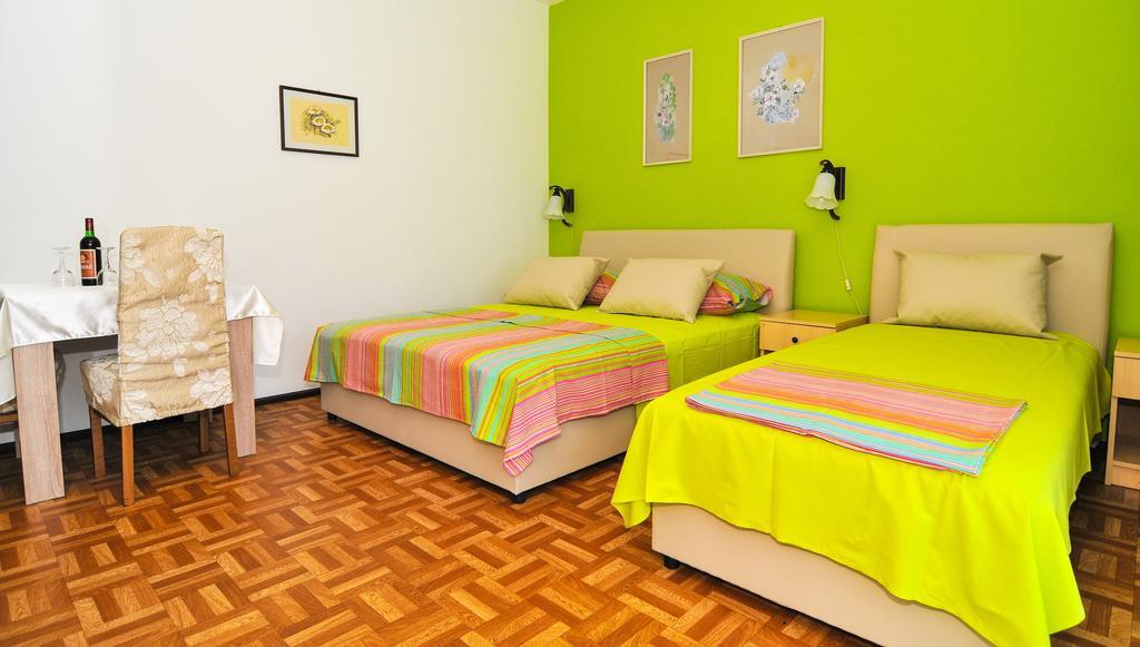 Guesthouse Lanca Tivat Habitación foto