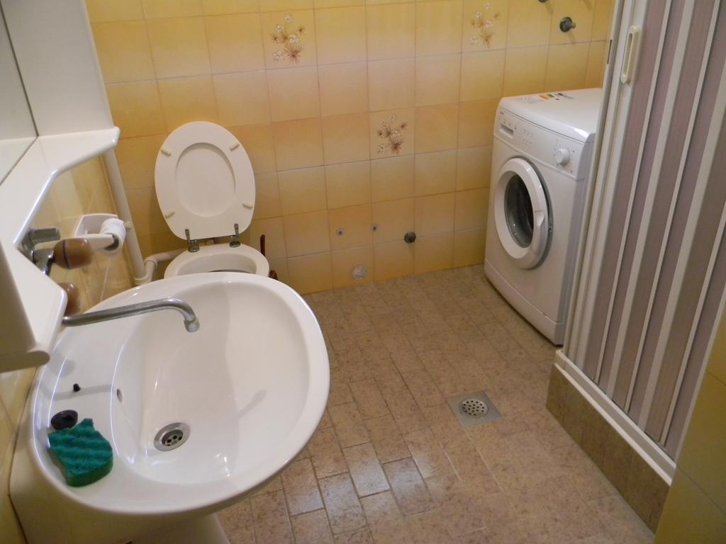 Guesthouse Lanca Tivat Habitación foto